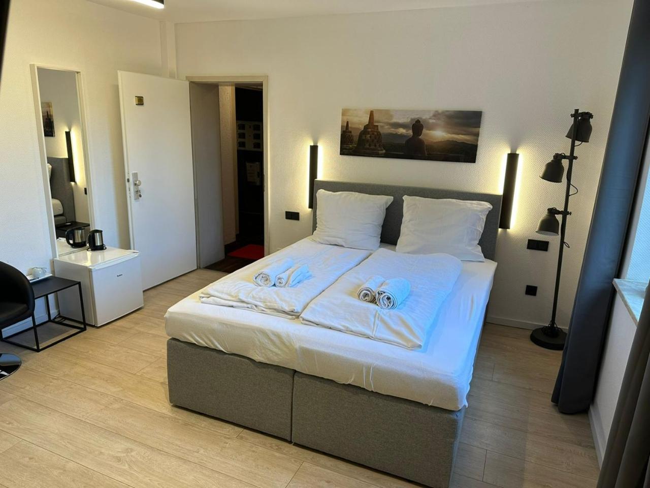 Hotel "Dream In" Heiligenhaus Ngoại thất bức ảnh